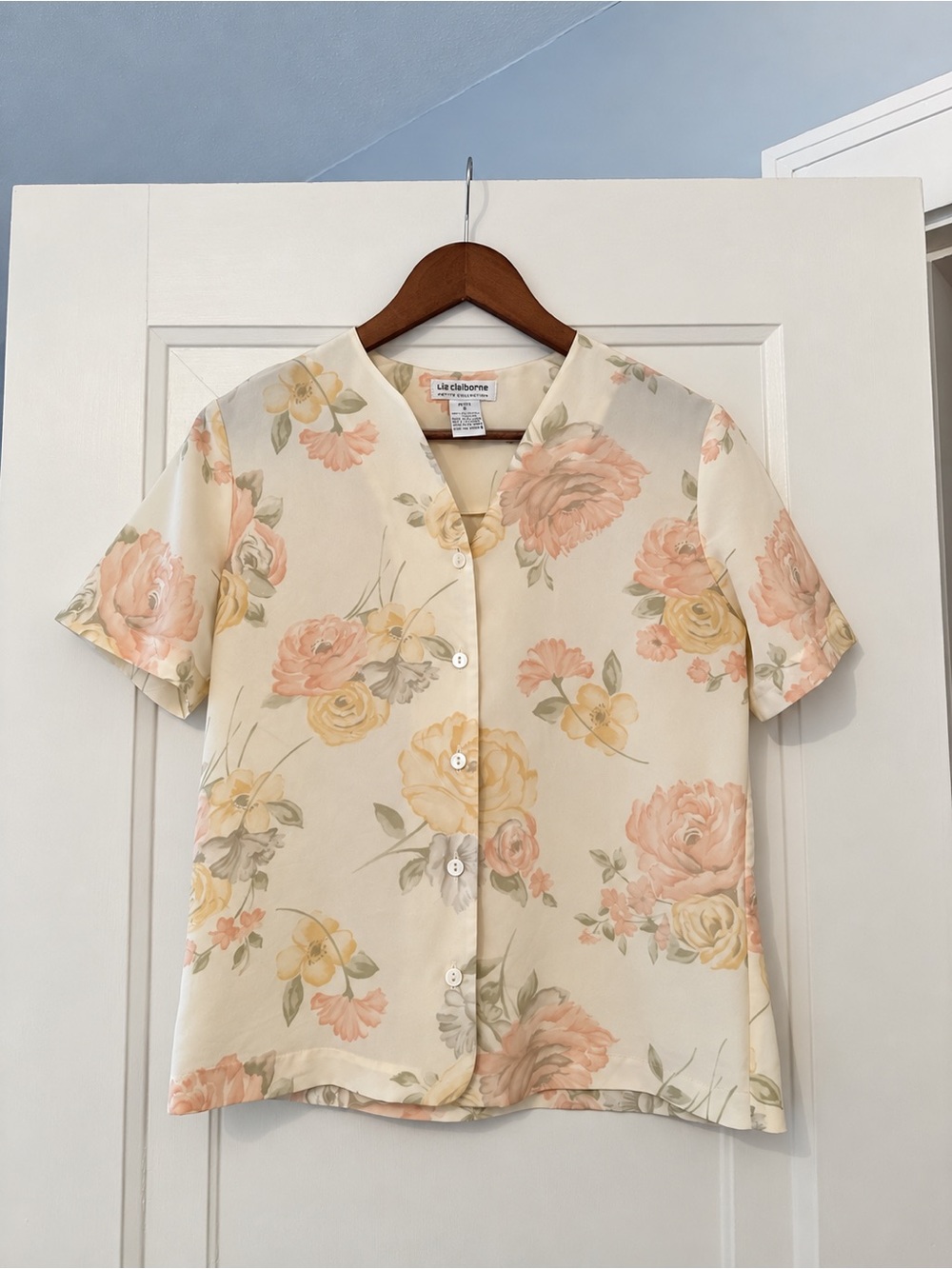 Liz Claiborne Petite Floral Cream and Peach Robe
